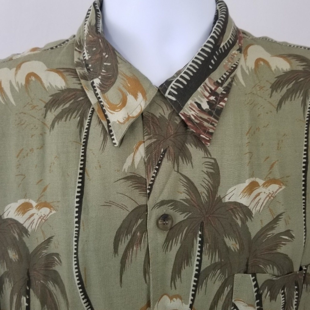 Men's WORLD ISLAND Hawaiian Palm Tree Shirt